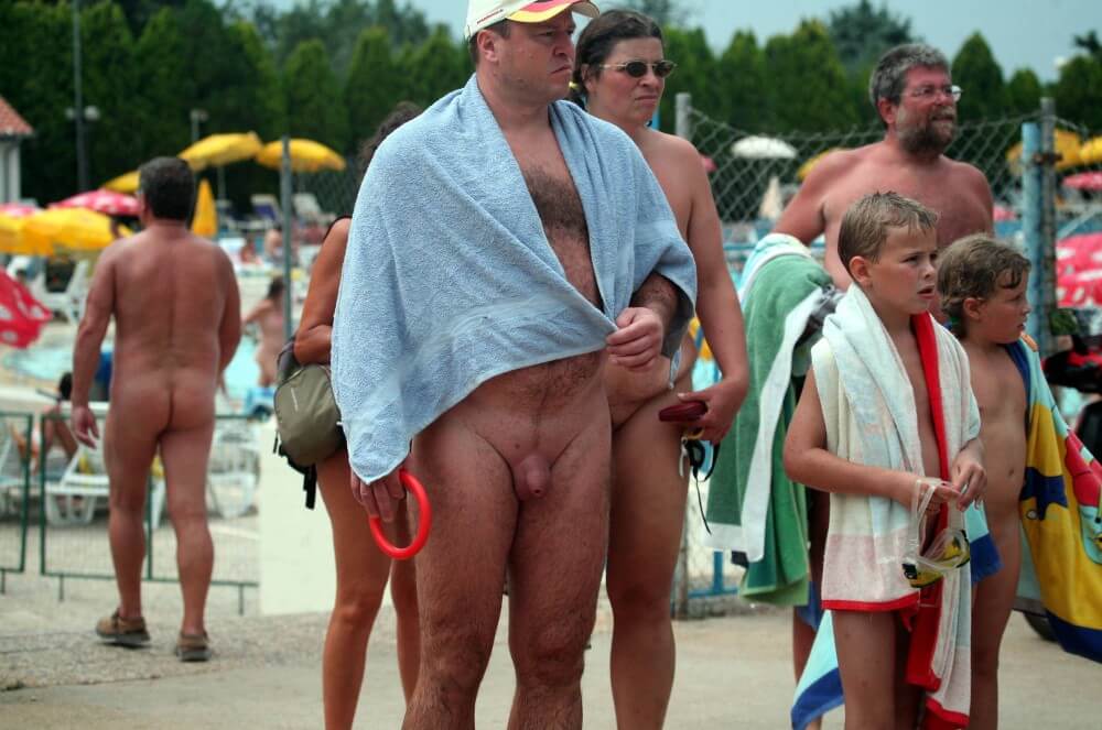 Naturist Pool Resort Exits photos - Naturists live in harmony and tranquility