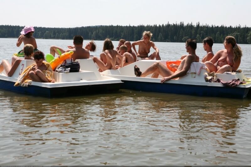 Naturis by LAKE FOREST FRIENDS - Clothing is a barrier for a nudist