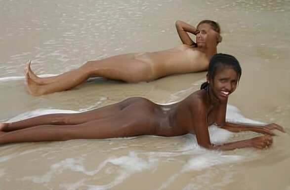 Brazilian Nudists # 1 pics - Nudity helps to overcome insecurities and boost self-esteem