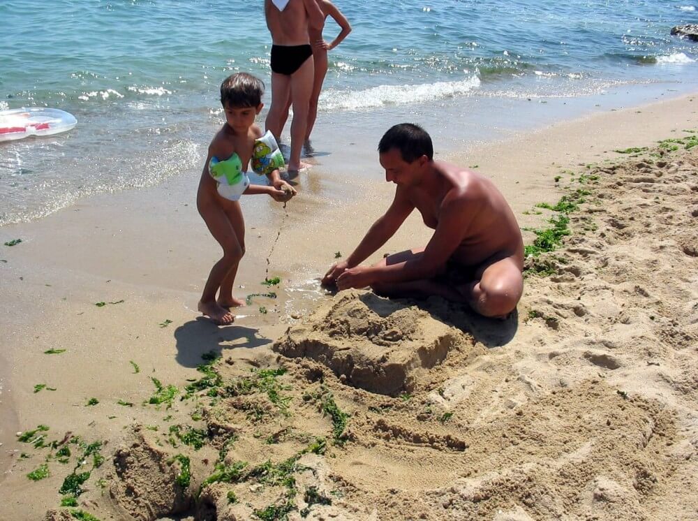 Bulgarian Sandy Paint Over - The true flourishing of a culture of naturalness