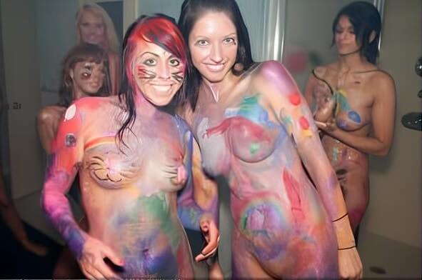 Documented Lifestyle Photo Set 4 - Nudism promotes personal freedom