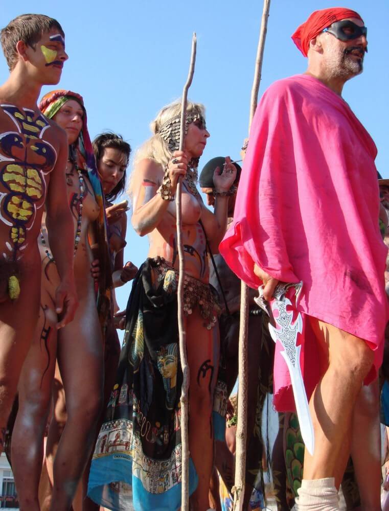 Neptune Day Mountain Top pics - Living in harmony with nature is the primary goal of the naturist and nudist lifestyle