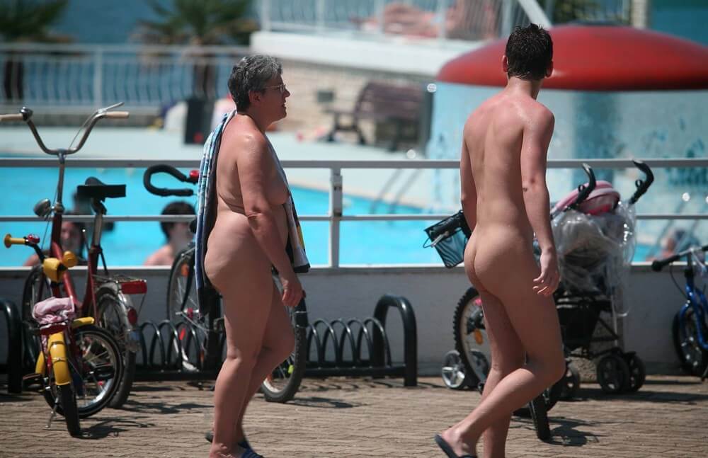 Sun-Soaked Sidewalk pics - Being yourself is part of nudism