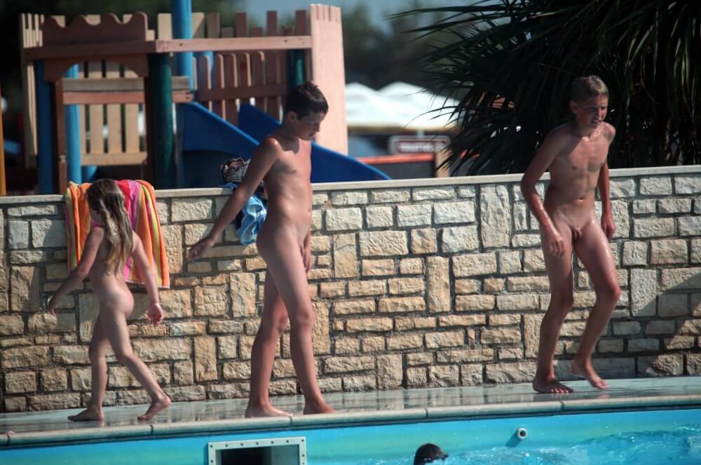 Naturist Pool Assortment photos - Blending in with the crowd of nudists