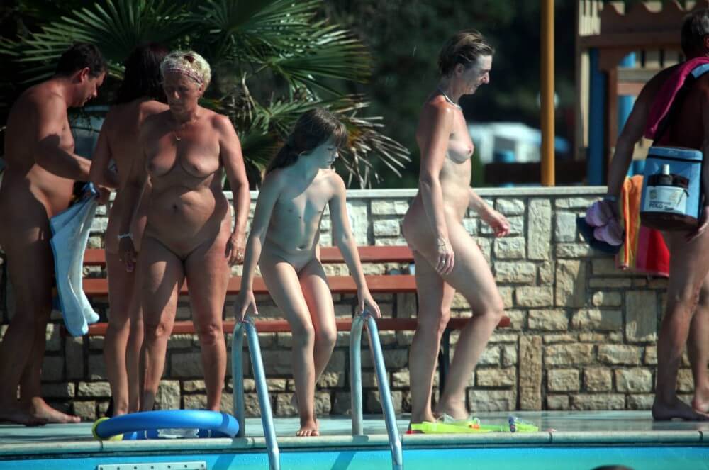 Naturist Pool Cleaning-Up pics - Are required to remain naked at all times