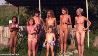 Coastral Paradise Full HD - Naturism promotes honesty and an open connection with the body