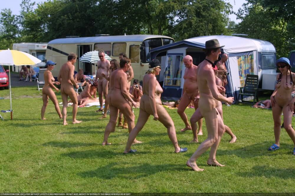 Naturism photo gallery # 53 - The idea of self-acceptance and self-respect is important among naturists