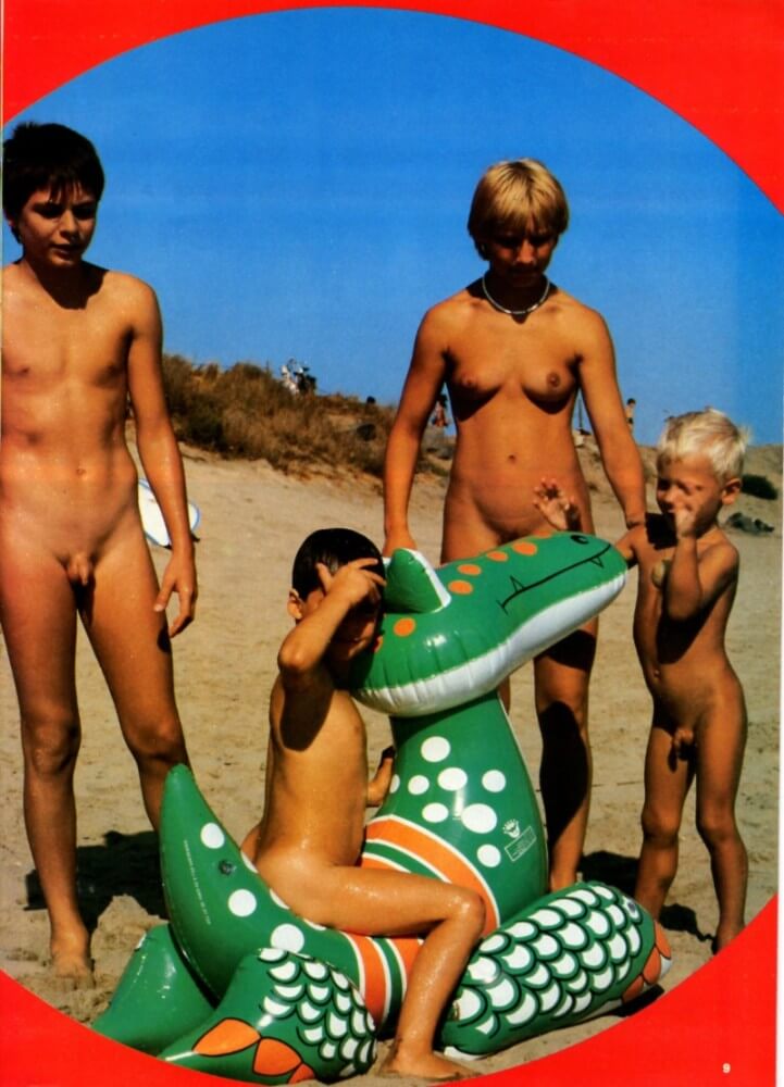 Jung und Frei Nr 15 - Complete Natural Nudity