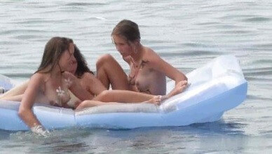 Body Art Nudist Beach 2 video Full HD - Promoting nudism to the masses