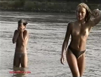 Naturistin: Dirty Girls - Nudism as a way to overcome body image issues and stereotypes