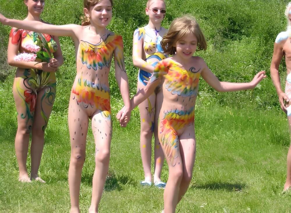 Naturism photo gallery # 29 - Naturism and the ecological sustainability of natural recreation areas