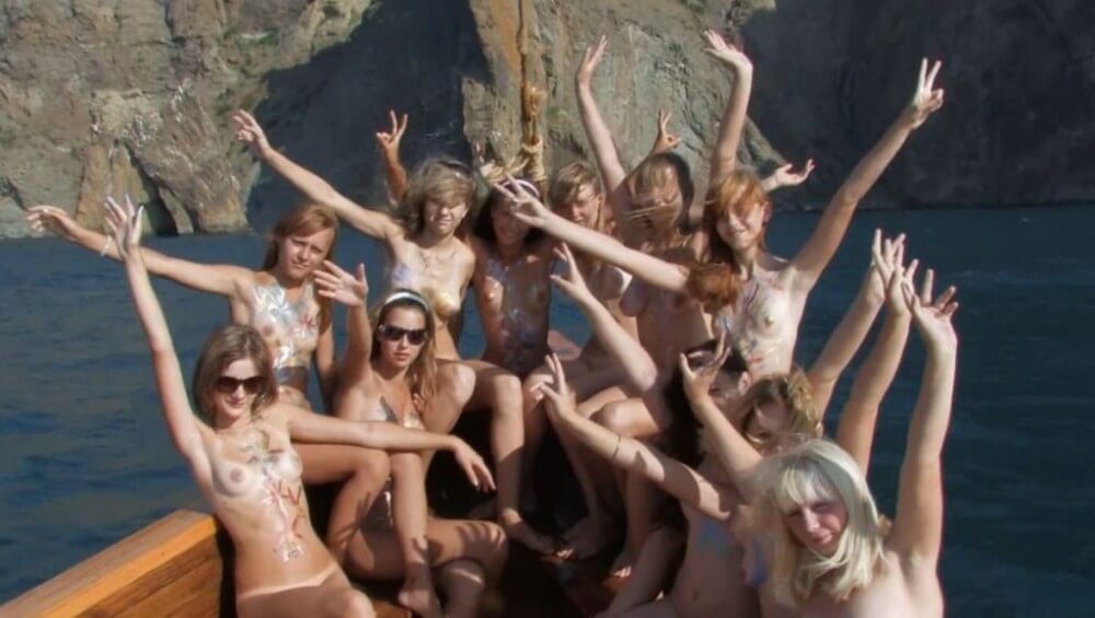 Nudist Girls Boat Cruise Full HD - Naturalness and freedom go hand in hand with naturism