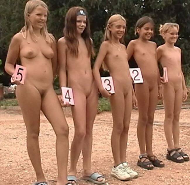 The White Castle Pageant Full HD video - She appeared completely naked